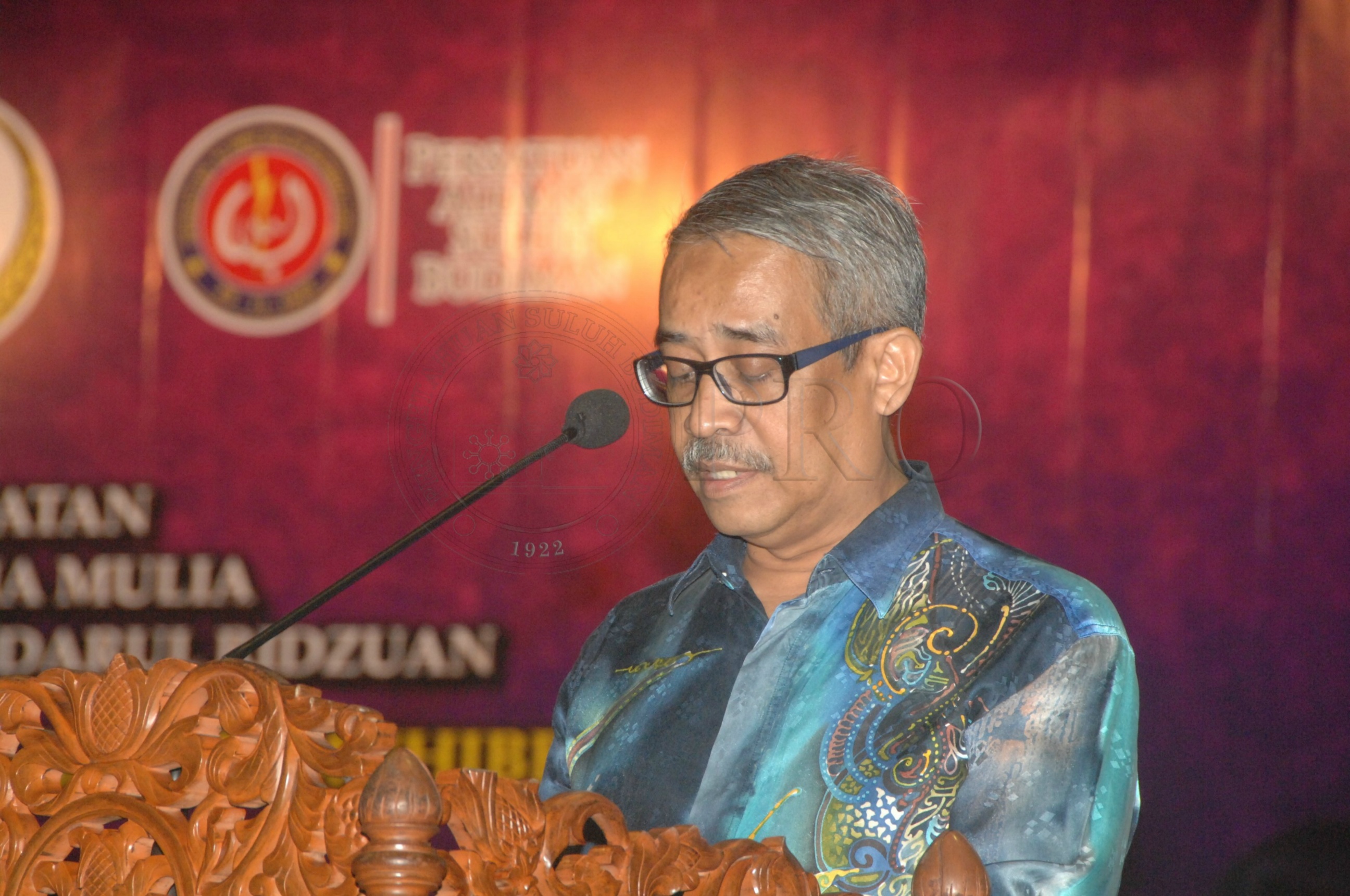 PRO 14 28 KONPEN FBA 0208 2